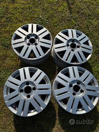 cerchioni ford fiesta in lega