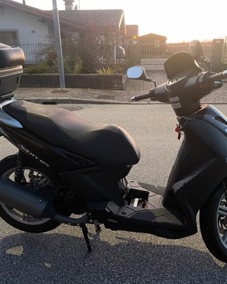 Scooter Kymco agility 125 patente B
