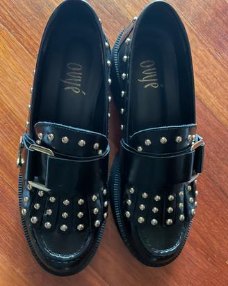 Scarpe mocassino Ovye 37 con borchie dorate