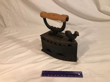 Ferro Da Stiro Antico Ghisa Legno Vintage Decorat