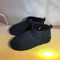 Stivali da neve UGG Mini, Nero/40