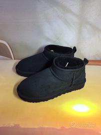 Stivali da neve UGG Mini, Nero/40