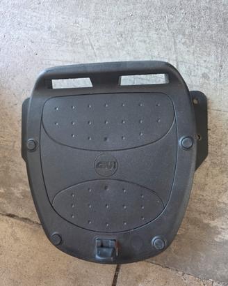 piastra Givi monolock bauletto