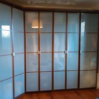 Grande armadio angolare serie Hopen Ikea