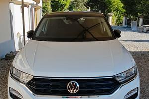 Volkswagen T Roc TSI 120 cv 