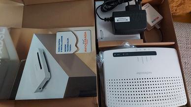 Router Switch Technicolor TG582n