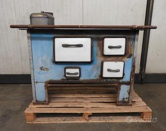 Stufa economica a legna