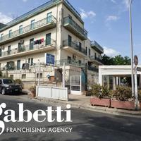 Negozio Santa Flavia [Cod. rif L/7VCG]