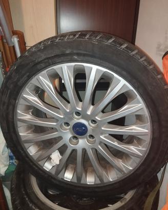 cerchi lega con pneumatici neve