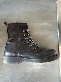 Anfibi/ Boots domna pelle nero