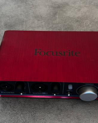 Focusrite Scarlet 2i2 (funzionante parzialmente)