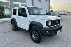 Suzuki Jimny 1.5 benzina 4WD