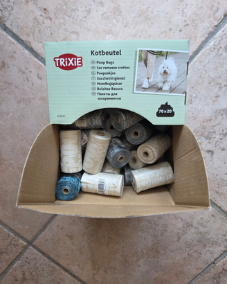 Trixie 70 rotoli da 20 sacchetti per rifiuti cani