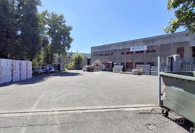 LABORATORIO A CARATE BRIANZA