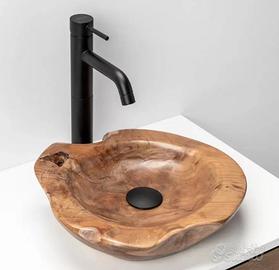 Lavabo in legno, elemento di arredo