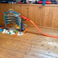 Pista holt wheels garage