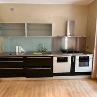 Cucina completa di elettrodomestici