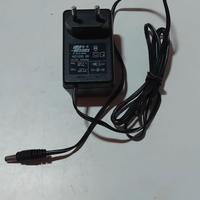 Alimentatore 12 Volt 0,35 Amp pin 5,5/2+