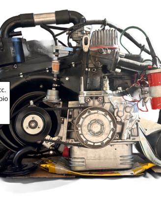 Motore d'epoca Fiat 126 650 cc. al nuovo