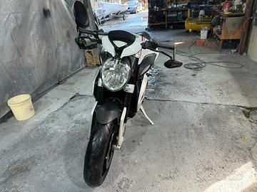 Mv agusta dragster 800