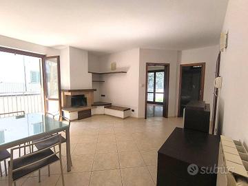 APPARTAMENTO AL PIANO TERRA CON CORTE ESCLUSIVA