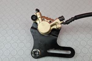 PINZA POSTERIORE YAMAHA R125 2009 2010 R 125 2008