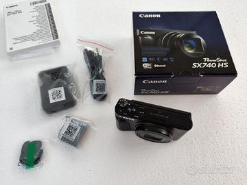 Fotocamera digitale Canon SX740