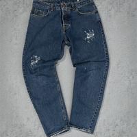 Jeans in denim