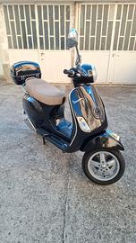 Piaggio Vespa LX 150 ie  Anno 2011 Colore Nero