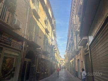 3 LOCALI A NOLA