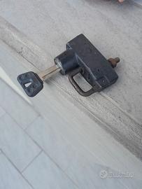 Blocchetto porta casco paracolpi borsello xt 600