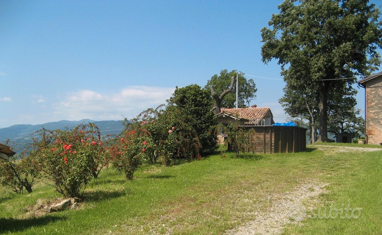 Casale con terreno - Vista 2