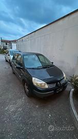 Renault  scenic