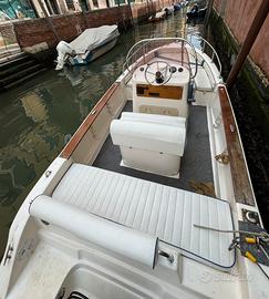 Barca open con yamaha 40/60