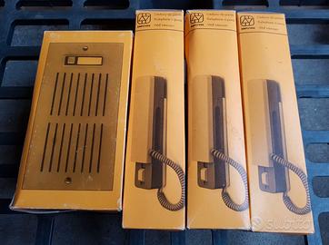 3 Citofoni e Pulsantiera da Incasso Vintage