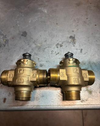 Valvola Honeywell 3 vie da 1”