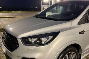 Ford Kuga 1.5 TDCi 120 CV ST-Line Tetto Panoramico