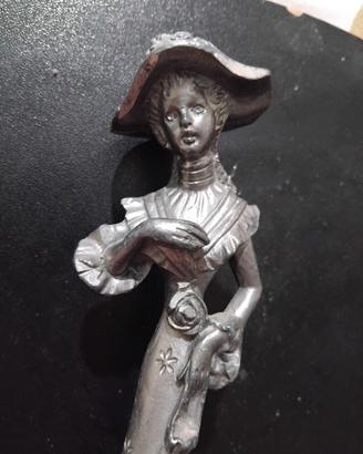 Statuetta anni '80 vintage