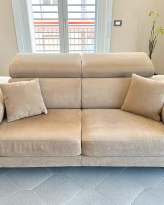 Divano in alcantara Beige