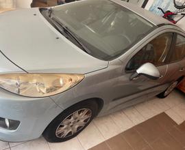 Peugeot 207 - 2010