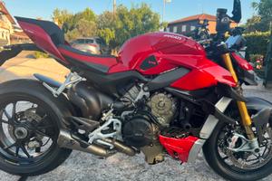 Ducati Streetfighter v4 S
