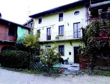 Immobile in asta di 275 m² con 3 locali a Montà
