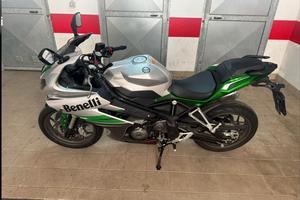 Moto Benelli 302R NUOVA