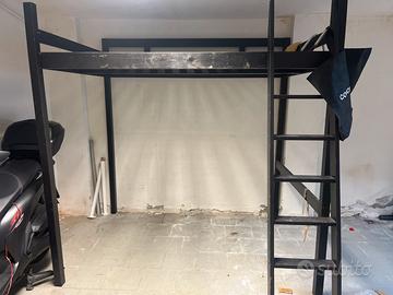 Letto a castello matrimoniale