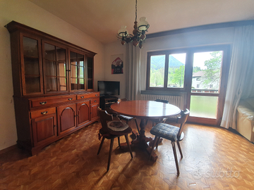 Tavolo tondo Fantoni in ciliegio massello