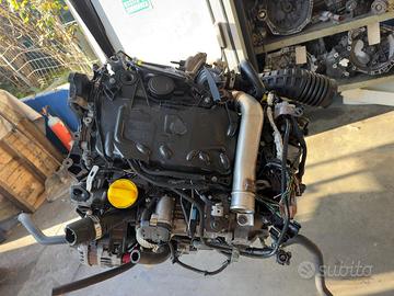 Motore Nissan Qashqai M9R G832