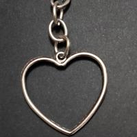 Portachiavi cuore con anello 