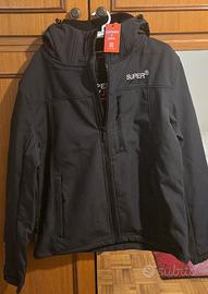 giacca Superdry nuova con cartellino