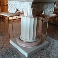 Tavolo con base in pietra 