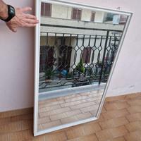 specchio con cornice da sarto per cameretta